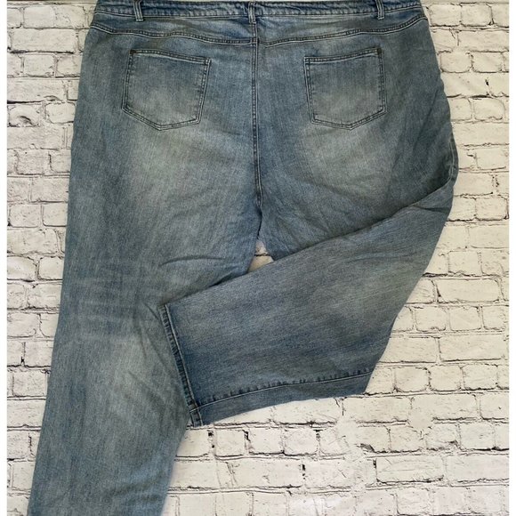 Ellos Womens Plus Size Blue Jeans Size 28‎ Tag 32 Curvy Denim High Rise Straight - Picture 2 of 16